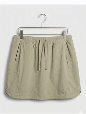 Halcyon Labeled skirt Size Large  Beige.